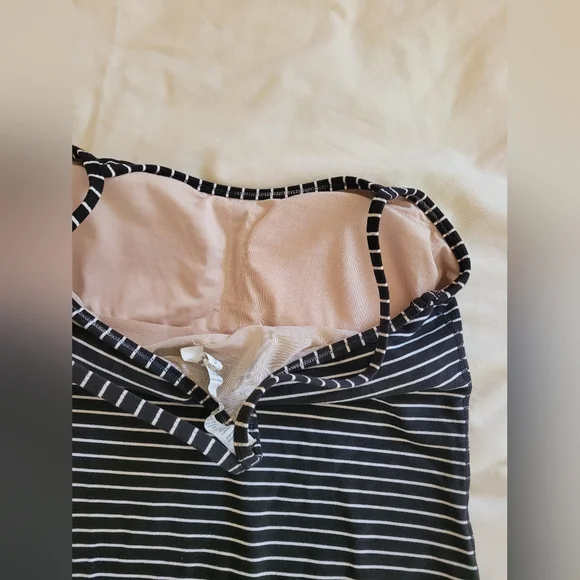 Lululemon Tank 8 - Picture 7 of 12